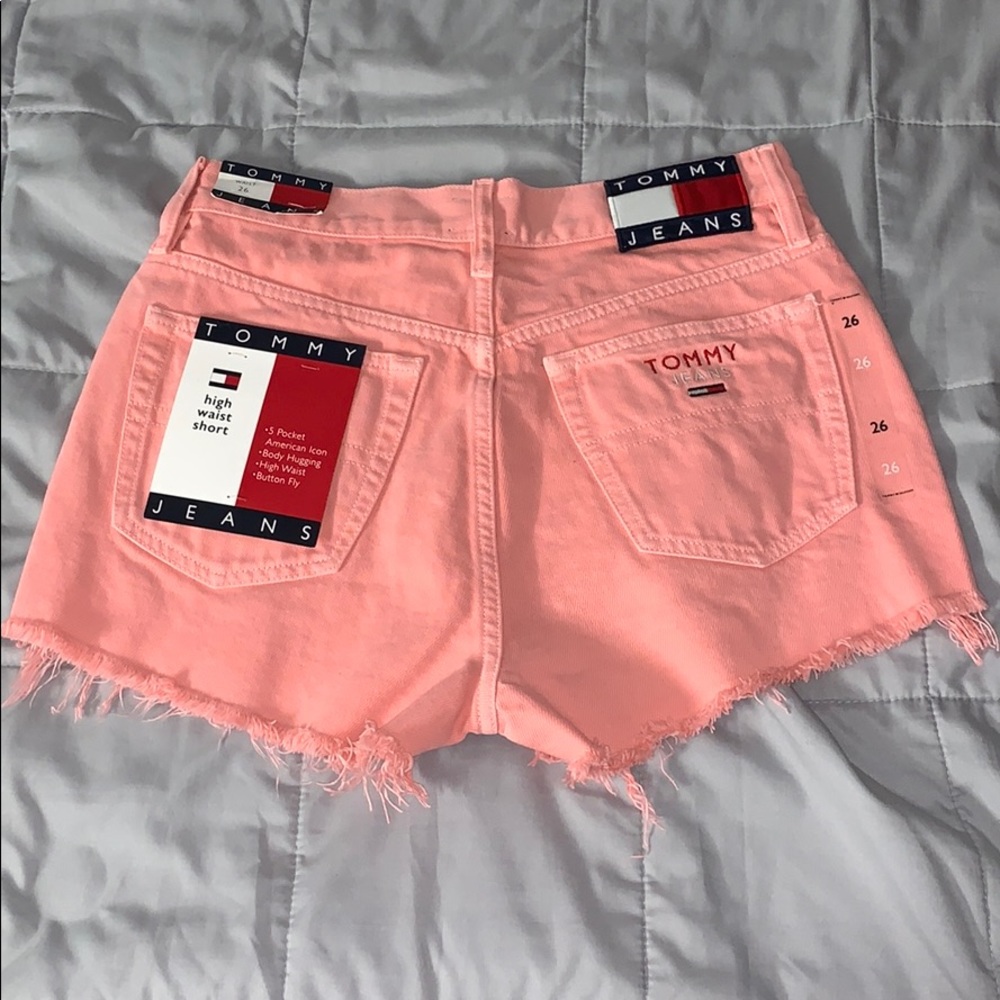 COPY - TOMMY JEANS HIGH WAISTED PINK SHORTS